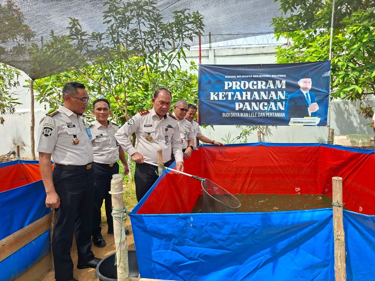 Kanwil Ditjenpas Babel Laksanakan Panen Lele Sebanyak 17kg